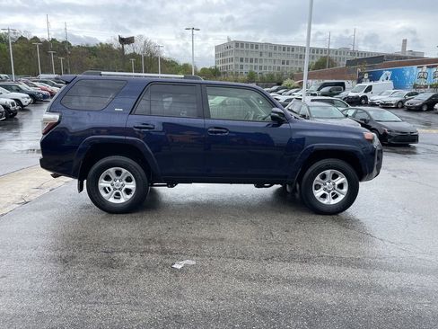 Certified 2023 Toyota 4Runner SR5 Premium w/ Moonroof Package AWD/4WD image 7