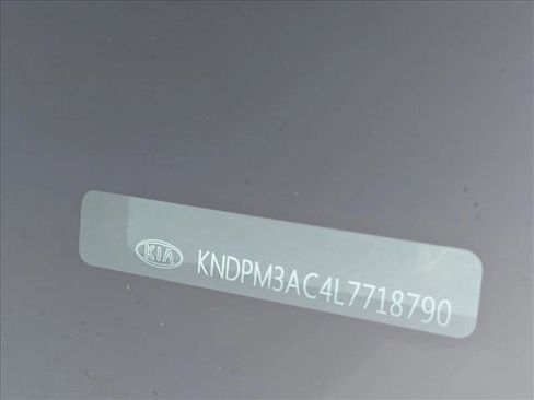 Used 2020 Kia Sportage LX image 22