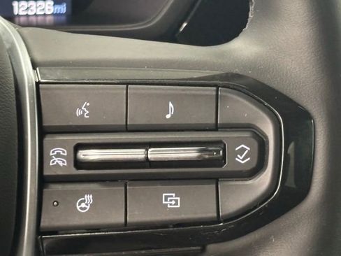 Used 2025 Chevrolet Colorado Trail Boss AWD/4WD image 15
