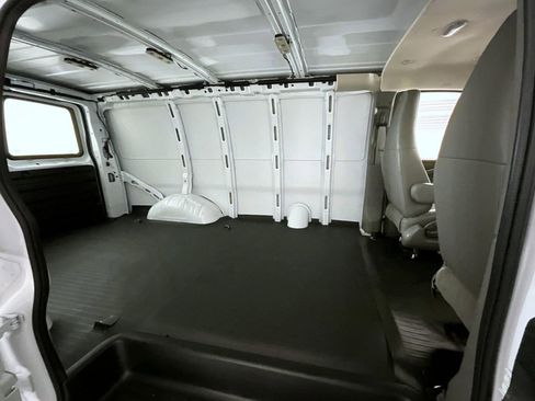 New 2025 Chevrolet Express 3500 w/ Driver Convenience Package image 12