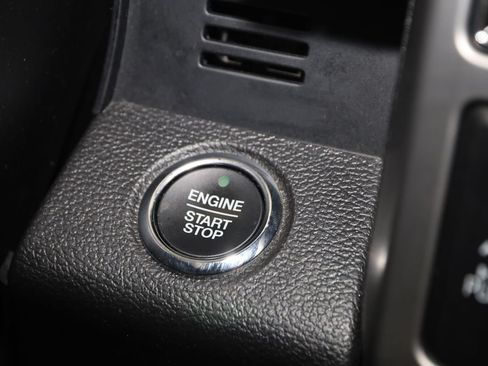 Used 2019 Ford F150 Platinum w/ FX4 Off-Road Package AWD/4WD image 32