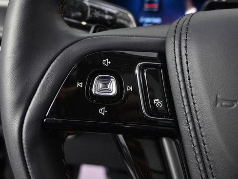 New 2026 Lincoln Aviator Reserve AWD/4WD image 33