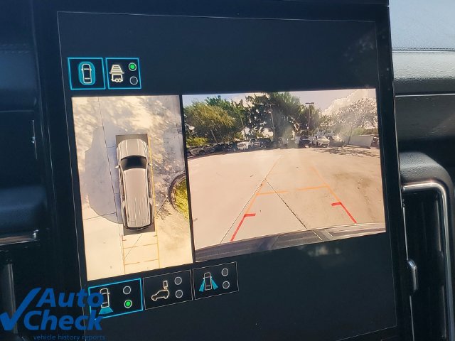 Used 2025 GMC Yukon XL Denali w/ Sun & Power Step Package RWD image 26