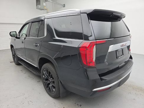 Used 2023 GMC Yukon SLT AWD/4WD image 9