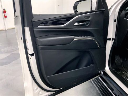 Used 2023 Cadillac Escalade V image 19