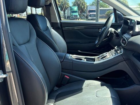 Used 2022 Hyundai Santa Fe SEL w/ Convenience + Premium Package image 17