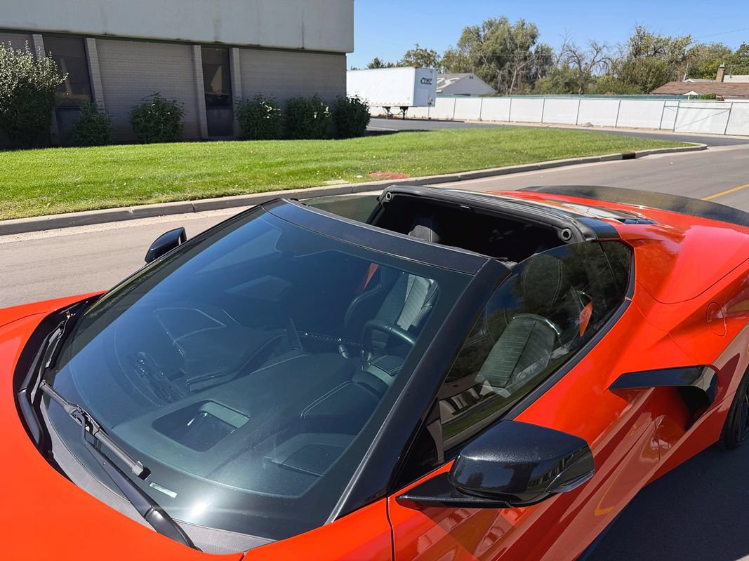 Used 2021 Chevrolet Corvette Stingray Premium Cpe w/ Z51 Performance Package RWD image 32