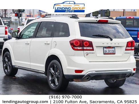 Used 2018 Dodge Journey Crossroad image 2