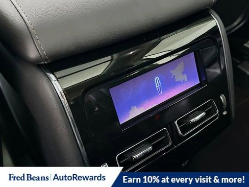 New 2025 Lincoln Aviator AWD w/ Equipment Group 101A image 16