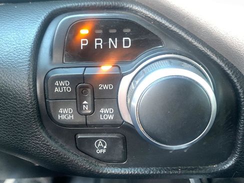 Used 2021 RAM 1500 Lone Star image 13