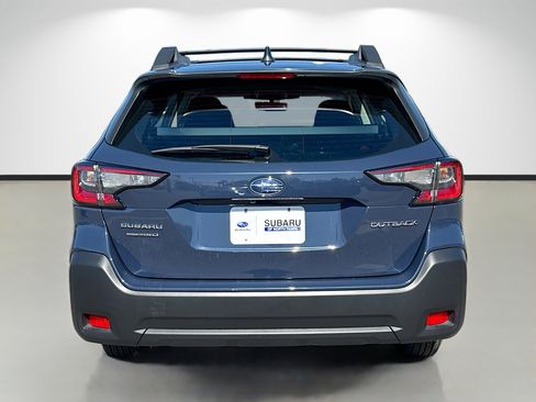 Certified 2025 Subaru Outback image 4