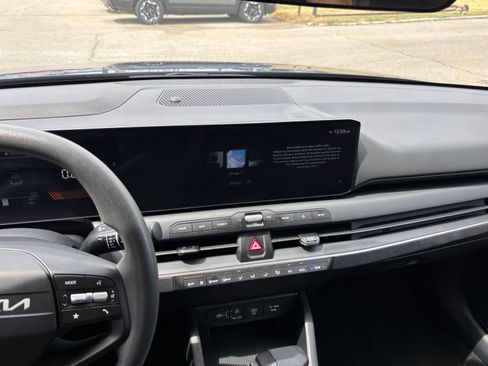 Used 2026 Kia K4 FWD image 14