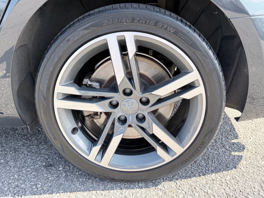 Used 2018 Audi A4 2.0T Prestige w/ Prestige Package AWD/4WD image 35