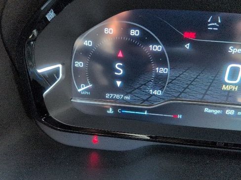 Used 2024 GMC Yukon Denali image 35