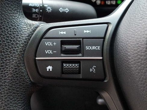 Used 2023 Honda CR-V EX image 18