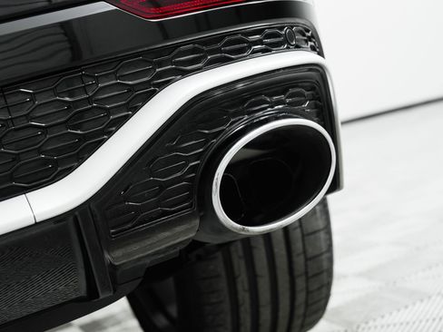 Used 2024 Audi RS Q8 image 53