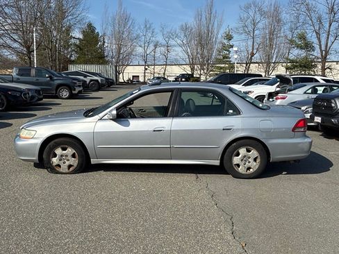 Used 2002 Honda Accord EX image 2
