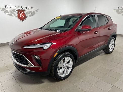 Used 2024 Buick Encore GX Preferred AWD/4WD image 3