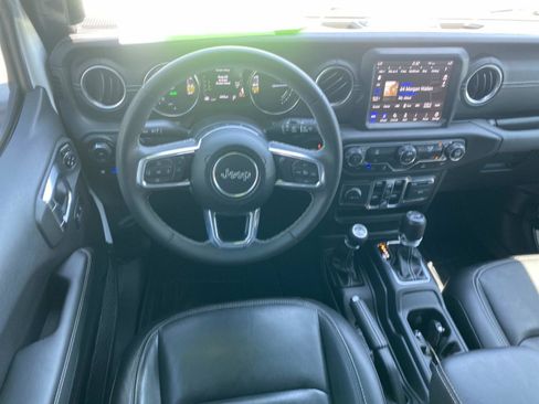 Certified 2023 Jeep Wrangler Sahara image 19