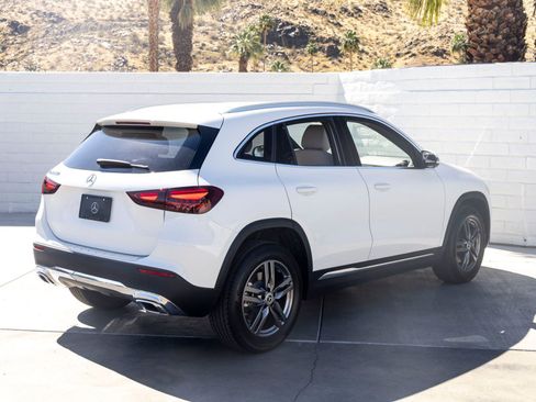 Used 2026 Mercedes-Benz GLA 250 image 10