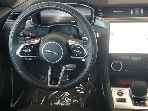 New 2026 Jaguar F-PACE SVR 575 Edition AWD/4WD image 15