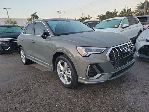 Used 2024 Audi Q3 2.0T Premium Plus w/ Premium Plus Package image 3