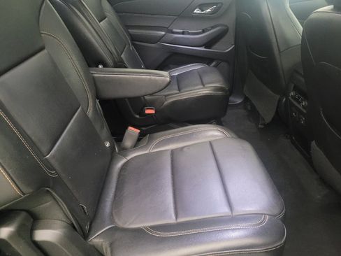 Used 2019 Chevrolet Traverse LT w/ LT Premium Package AWD/4WD image 19