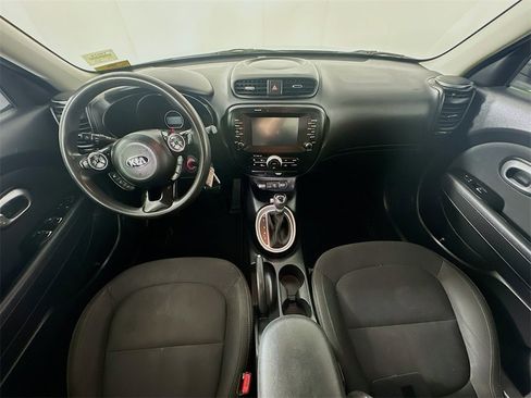 Used 2019 Kia Soul w/ Convenience Package image 10