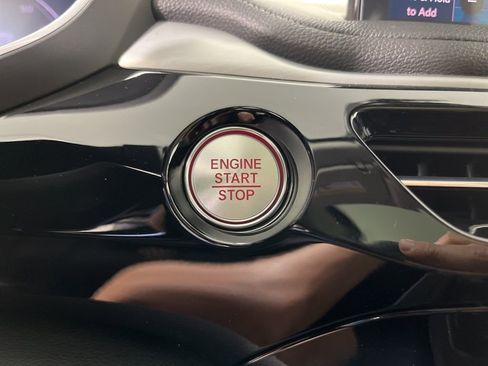 New 2026 Acura MDX SH-AWD image 34