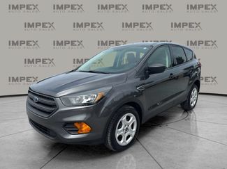 Used 2019 Ford Escape S FWD video 1