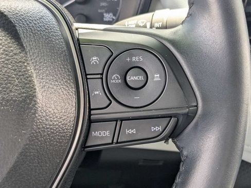 Used 2025 Toyota Corolla SE FWD image 22