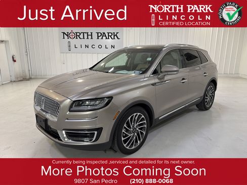 Used 2019 Lincoln Nautilus Reserve w/ Cargo Utility Package image 1