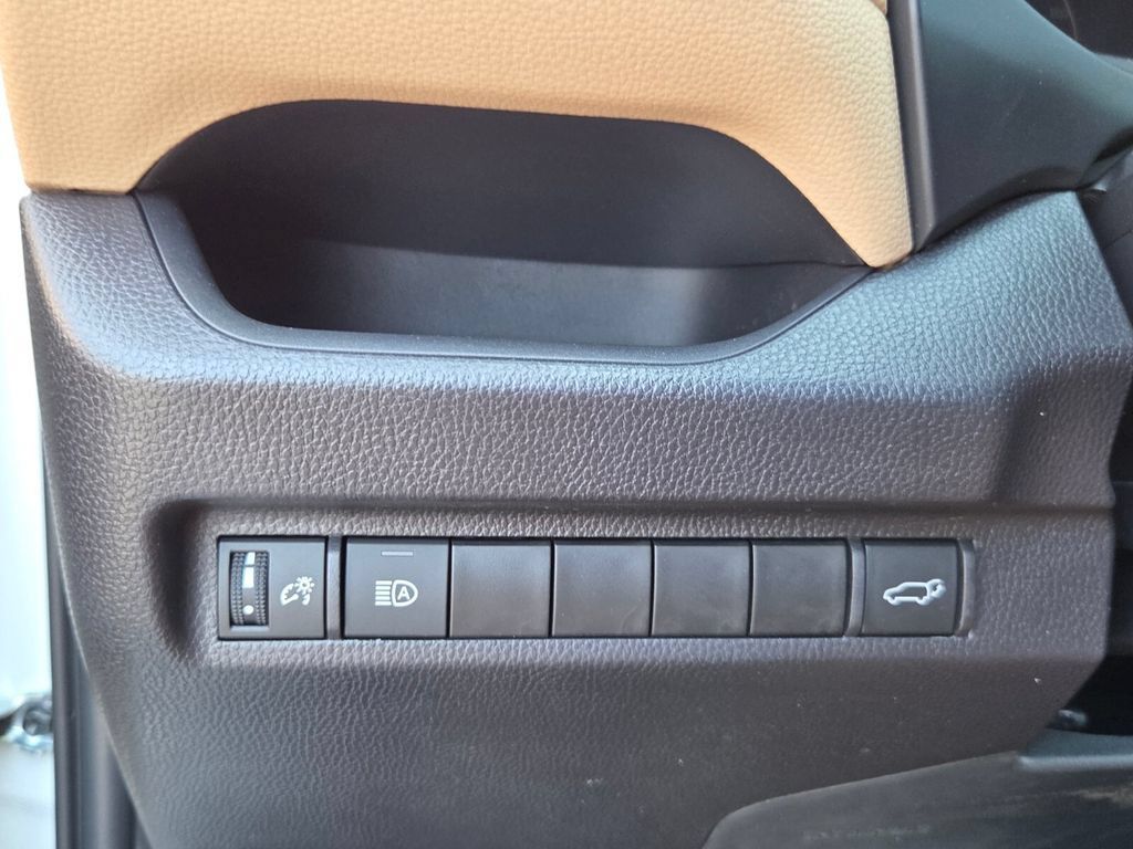Certified 2024 Toyota RAV4 XLE w/ Convenience Package FWD image 29