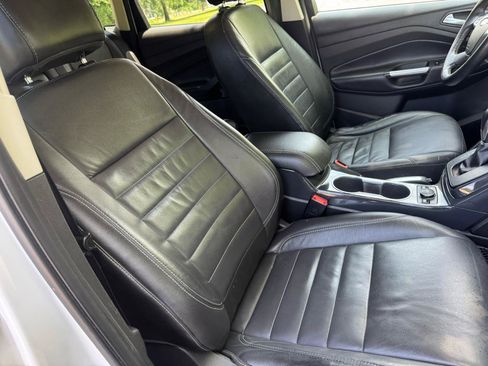 Used 2015 Ford Escape Titanium AWD/4WD image 33