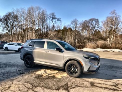 Used 2024 Honda CR-V Sport image 11