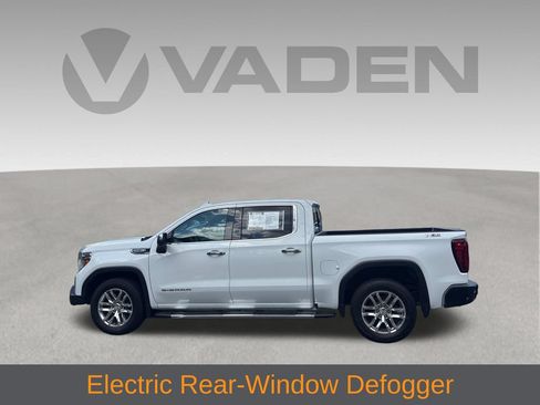 Used 2021 GMC Sierra 1500 SLT w/ SLT Premium Plus Package AWD/4WD image 25