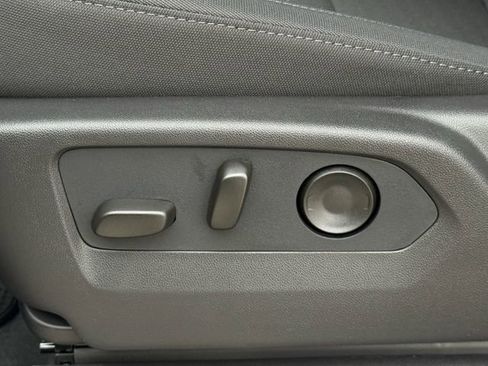 New 2026 Chevrolet Silverado 2500 Custom w/ Custom Convenience Package image 26