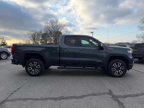 Used 2019 GMC Sierra 1500 AT4 w/ AT4 Premium Package AWD/4WD image 8