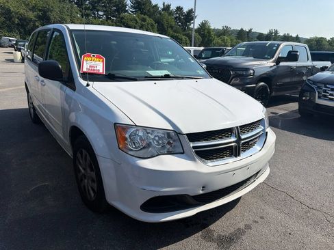 Used 2017 Dodge Grand Caravan SE w/ Power Window Group FWD image 1
