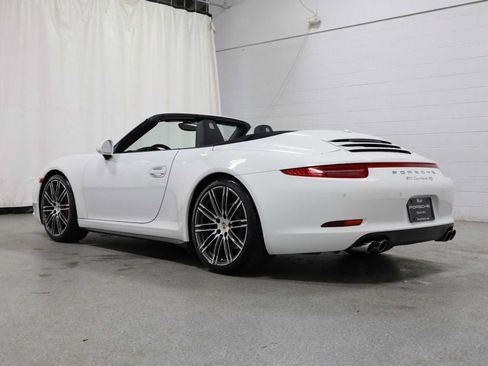 Used 2014 Porsche 911 Carrera 4S AWD/4WD image 3