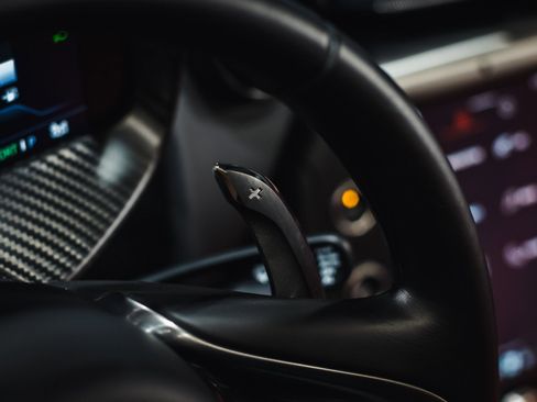 Used 2024 McLaren 750S Spider image 50