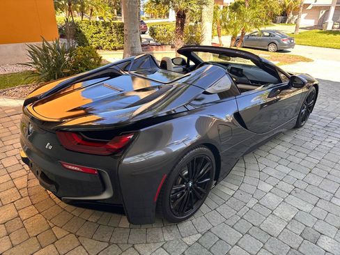 Used 2019 BMW i8 Roadster AWD/4WD image 35