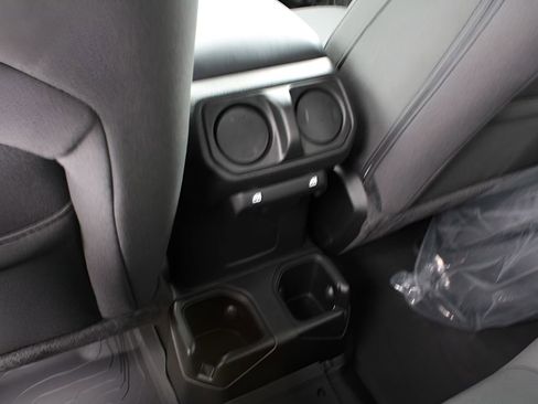 Used 2023 Jeep Gladiator Willys image 30