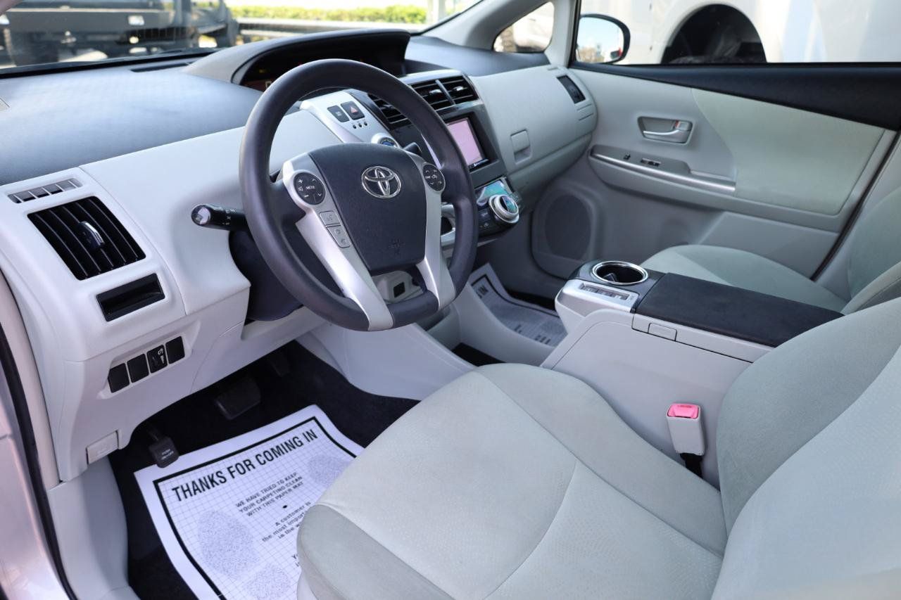 Used 2012 Toyota Prius V FWD image 8