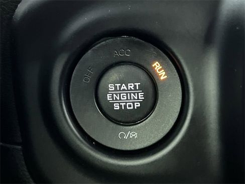 Used 2020 Jeep Gladiator Sport w/ Quick Order Package 24S image 17