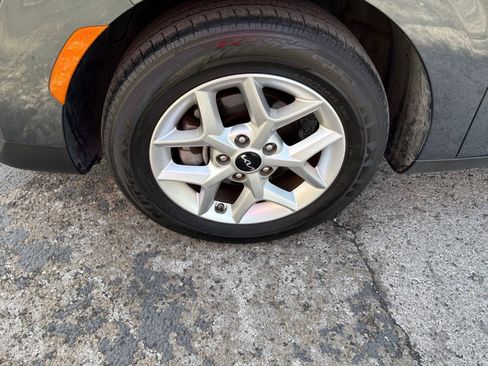 Used 2025 Kia Soul LX w/ LX Technology Package image 25