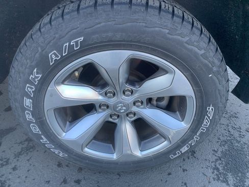 Used 2019 RAM 1500 Limited image 12