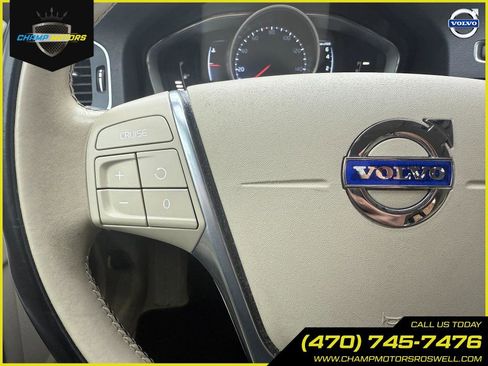Used 2016 Volvo V60 T5 Premier image 24