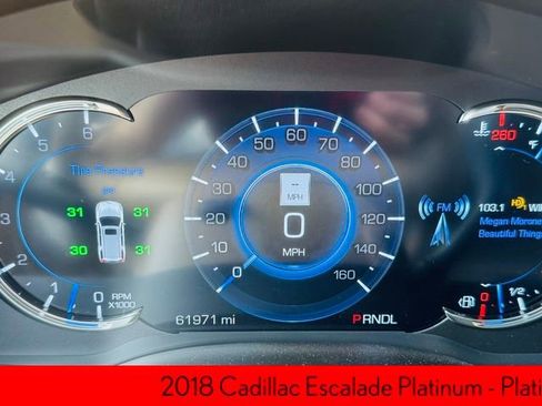 Used 2018 Cadillac Escalade Platinum image 25