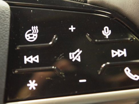 New 2025 Audi Q5 Prestige image 13